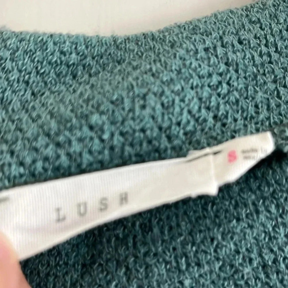 LUSH Women’s Small Teal Mock Neck Crop Oversized Sweater - Picture 7 of 7